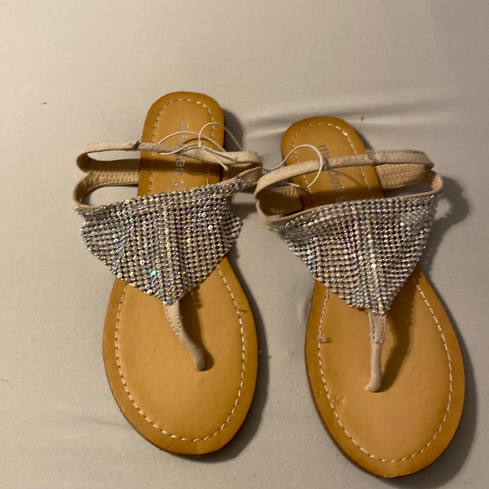 NWT! Madden girl sandals
